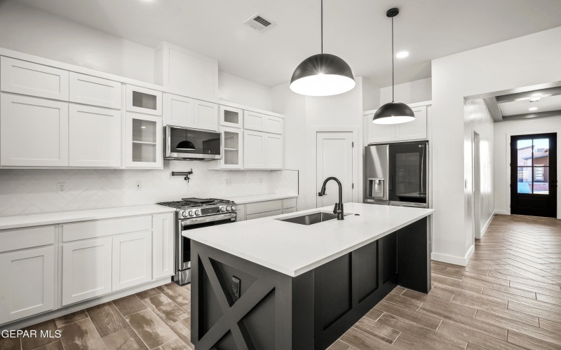 13917 Summer Wave Avenue, El Paso, TX 79928, 3 Habitaciones Habitaciones , ,2 BañosBaños,Residential,En Venta,13917 Summer Wave Avenue,924167