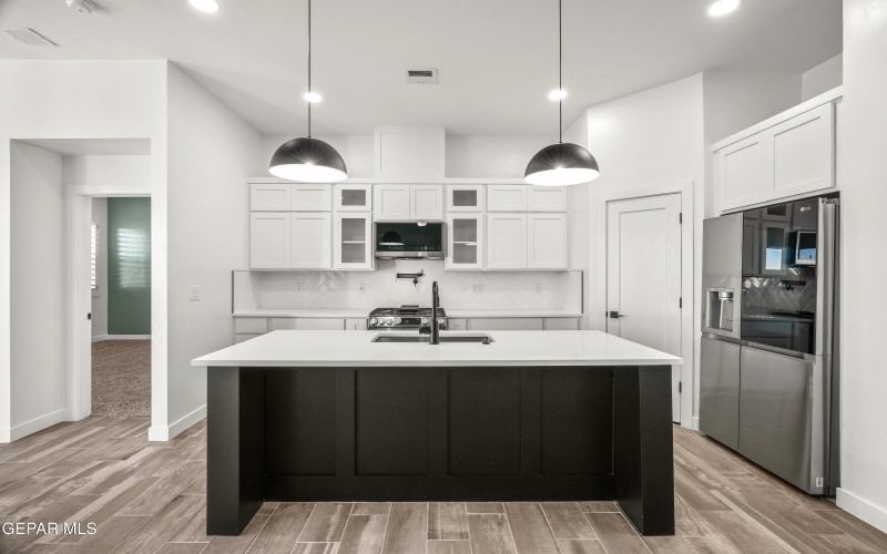 13917 Summer Wave Avenue, El Paso, TX 79928, 3 Habitaciones Habitaciones , ,2 BañosBaños,Residential,En Venta,13917 Summer Wave Avenue,924167