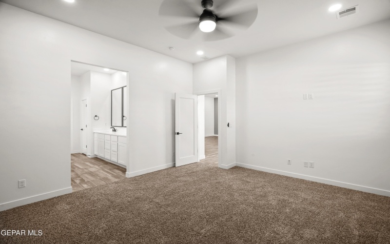 13917 Summer Wave Avenue, El Paso, TX 79928, 3 Habitaciones Habitaciones , ,2 BañosBaños,Residential,En Venta,13917 Summer Wave Avenue,924167