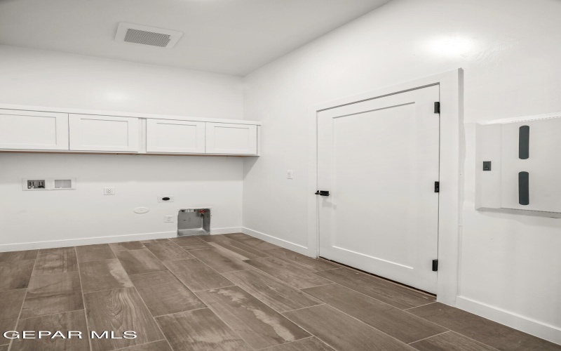 13917 Summer Wave Avenue, El Paso, TX 79928, 3 Habitaciones Habitaciones , ,2 BañosBaños,Residential,En Venta,13917 Summer Wave Avenue,924167