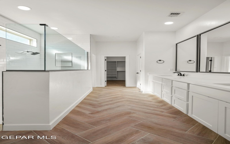 13929 Summer Wave Avenue, El Paso, TX 79928, 3 Habitaciones Habitaciones , ,2 BañosBaños,Residential,En Venta,13929 Summer Wave Avenue,924168