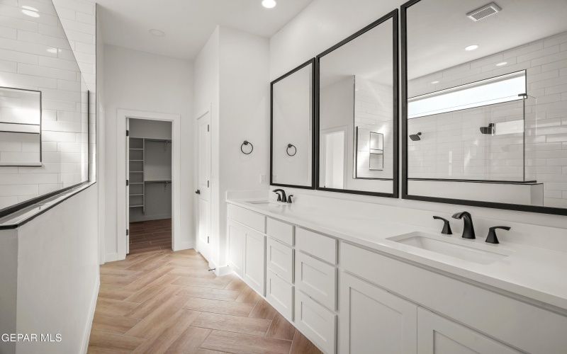 13929 Summer Wave Avenue, El Paso, TX 79928, 3 Habitaciones Habitaciones , ,2 BañosBaños,Residential,En Venta,13929 Summer Wave Avenue,924168
