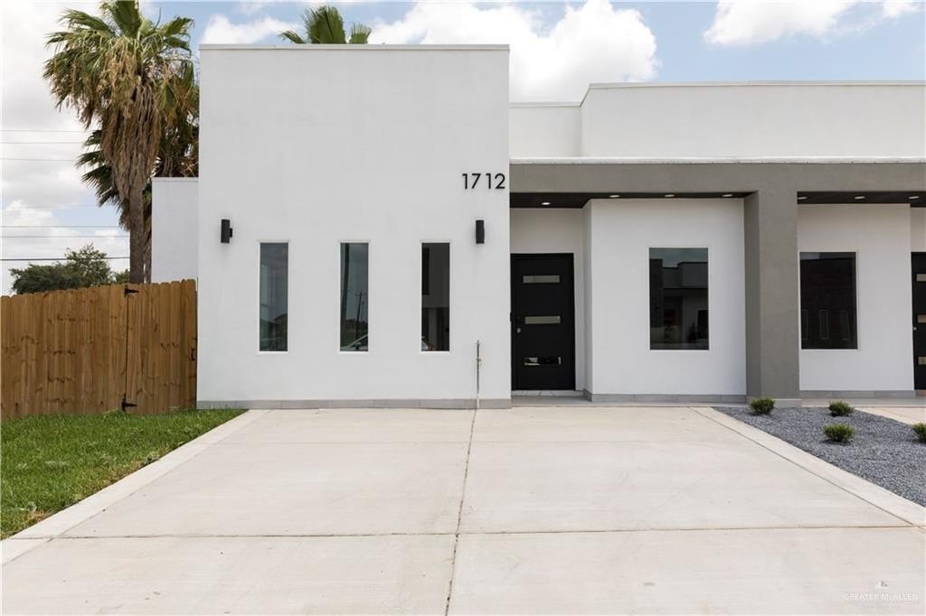 1712 B Street, Mission, TX 78572, 2 Bedrooms Bedrooms, ,2 BathroomsBathrooms,Residential,For Sale,1712 B Street,473208