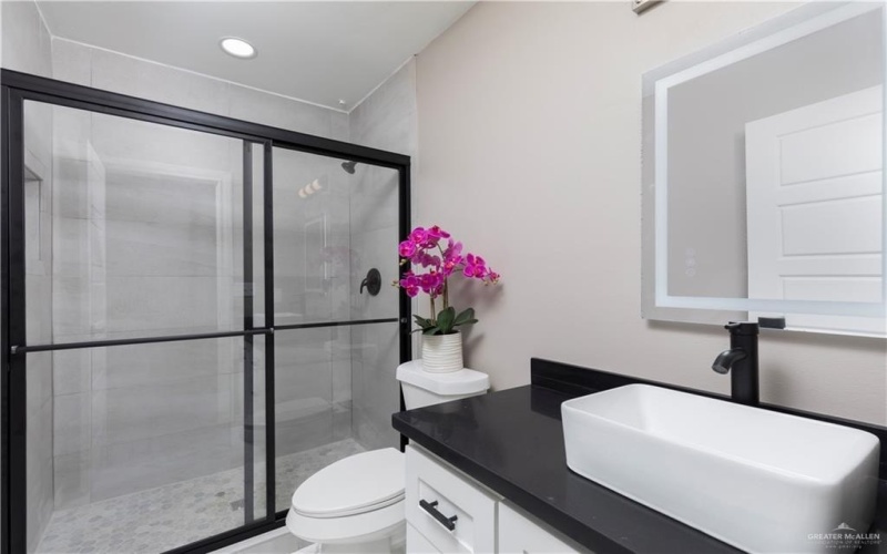 1712 B Street, Mission, TX 78572, 2 Bedrooms Bedrooms, ,2 BathroomsBathrooms,Residential,For Sale,1712 B Street,473208