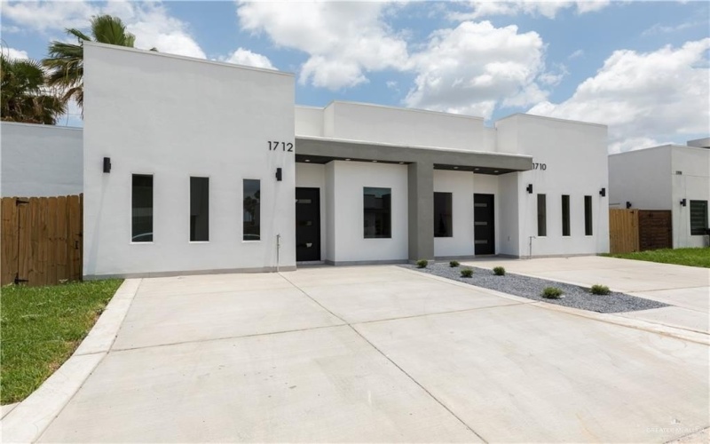 1712 B Street, Mission, TX 78572, 2 Bedrooms Bedrooms, ,2 BathroomsBathrooms,Residential,For Sale,1712 B Street,473208