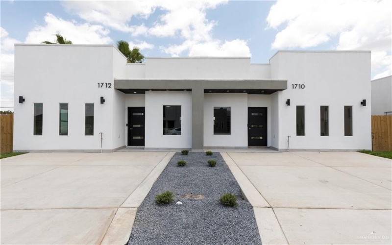 1712 B Street, Mission, TX 78572, 2 Bedrooms Bedrooms, ,2 BathroomsBathrooms,Residential,For Sale,1712 B Street,473208