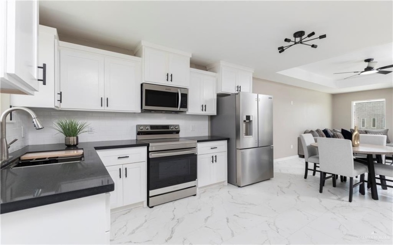 1712 B Street, Mission, TX 78572, 2 Bedrooms Bedrooms, ,2 BathroomsBathrooms,Residential,For Sale,1712 B Street,473208