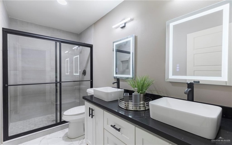 1712 B Street, Mission, TX 78572, 2 Bedrooms Bedrooms, ,2 BathroomsBathrooms,Residential,For Sale,1712 B Street,473208