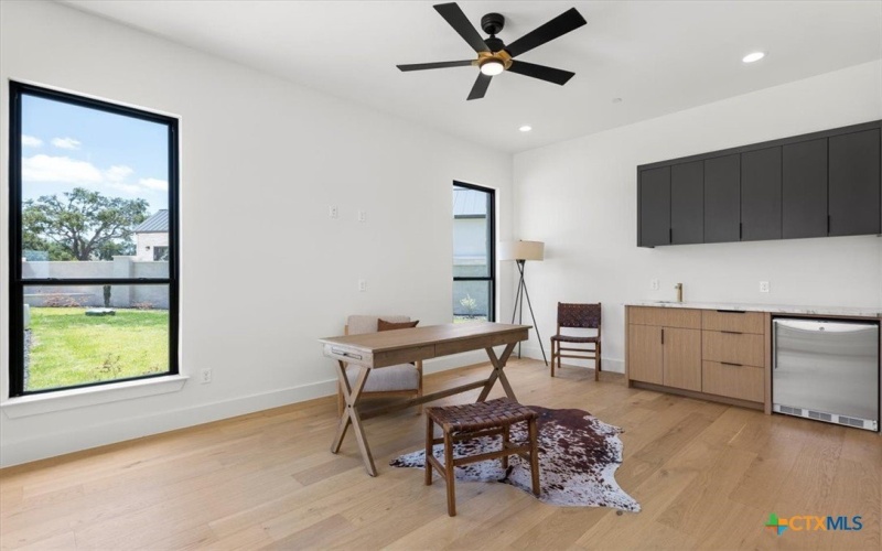 1000 Southlake Ranch Road, Georgetown, TX 78628, 6 Bedrooms Bedrooms, ,5 BathroomsBathrooms,Residential,For Sale,1000 Southlake Ranch Road,582612