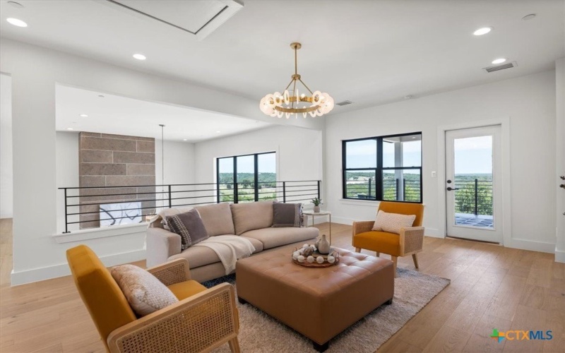 1000 Southlake Ranch Road, Georgetown, TX 78628, 6 Bedrooms Bedrooms, ,5 BathroomsBathrooms,Residential,For Sale,1000 Southlake Ranch Road,582612