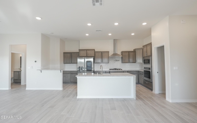 15261 Conviction Avenue, El Paso, TX 79938, 6 Bedrooms Bedrooms, ,3 BathroomsBathrooms,Residential,For Sale,15261 Conviction Avenue,924180