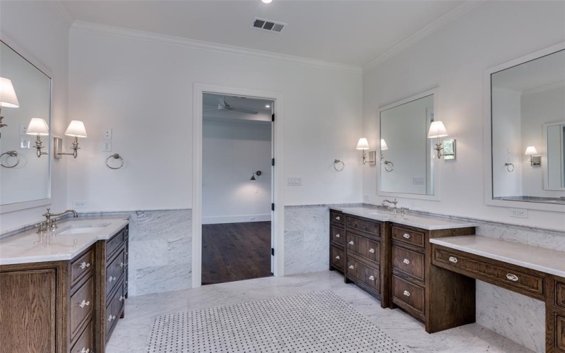 7538 Centenary Avenue, Dallas, TX 75225, 5 Bedrooms Bedrooms, ,6 BathroomsBathrooms,Residential,For Sale,7538 Centenary Avenue,20917687