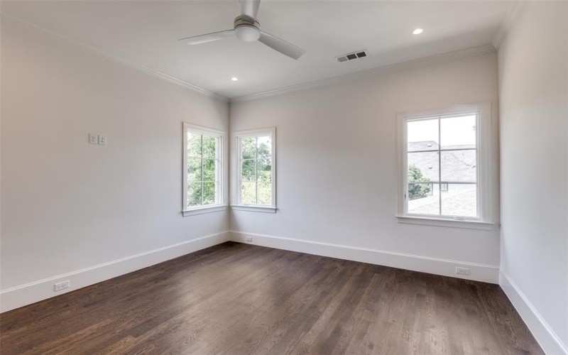 7538 Centenary Avenue, Dallas, TX 75225, 5 Bedrooms Bedrooms, ,6 BathroomsBathrooms,Residential,For Sale,7538 Centenary Avenue,20917687