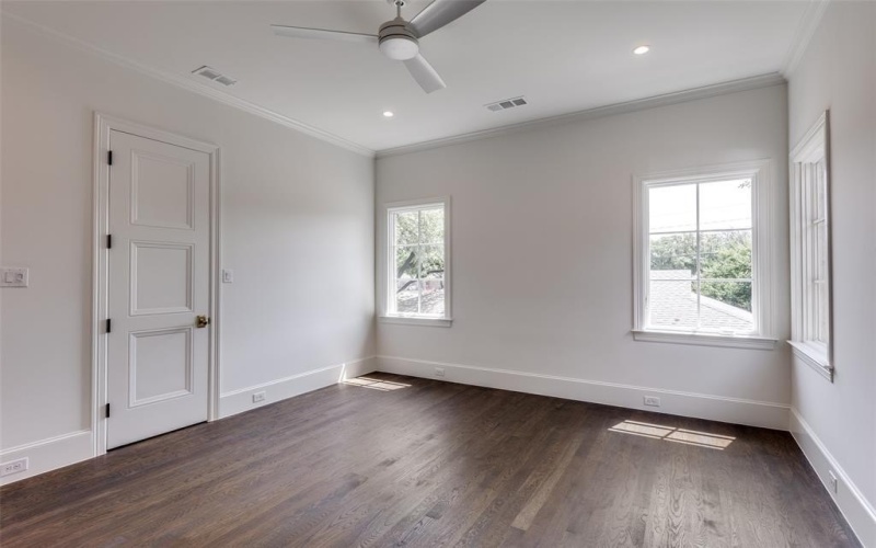 7538 Centenary Avenue, Dallas, TX 75225, 5 Bedrooms Bedrooms, ,6 BathroomsBathrooms,Residential,For Sale,7538 Centenary Avenue,20917687