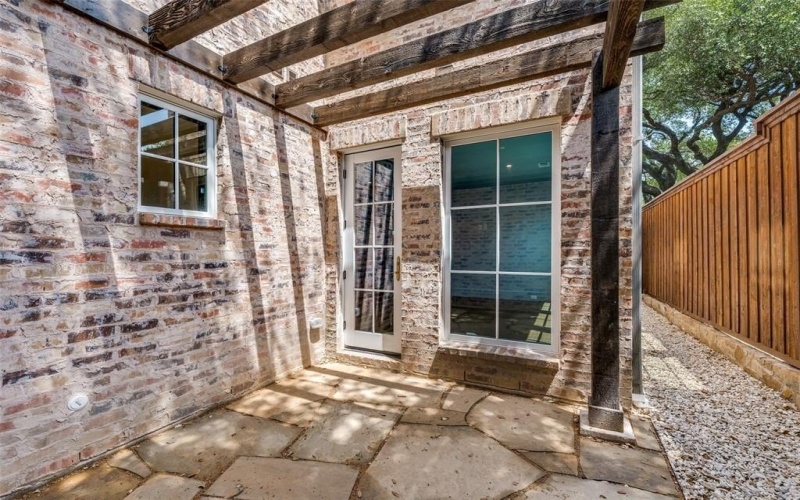 7538 Centenary Avenue, Dallas, TX 75225, 5 Bedrooms Bedrooms, ,6 BathroomsBathrooms,Residential,For Sale,7538 Centenary Avenue,20917687