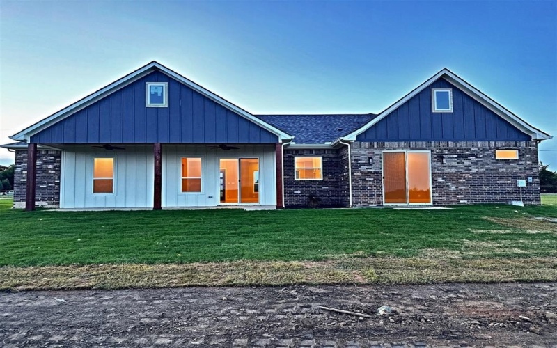 8300 Kelly Lane, Alvarado, TX 76009, 4 Bedrooms Bedrooms, ,2 BathroomsBathrooms,Residential,For Sale,8300 Kelly Lane,20939448