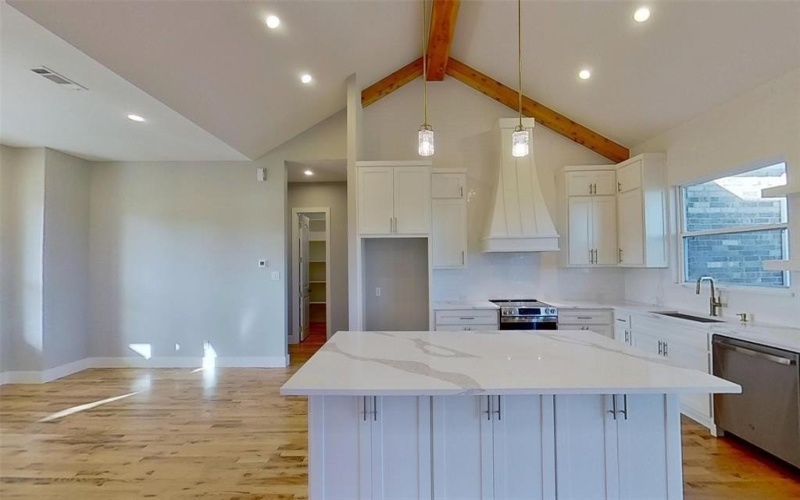 8300 Kelly Lane, Alvarado, TX 76009, 4 Bedrooms Bedrooms, ,2 BathroomsBathrooms,Residential,For Sale,8300 Kelly Lane,20939448