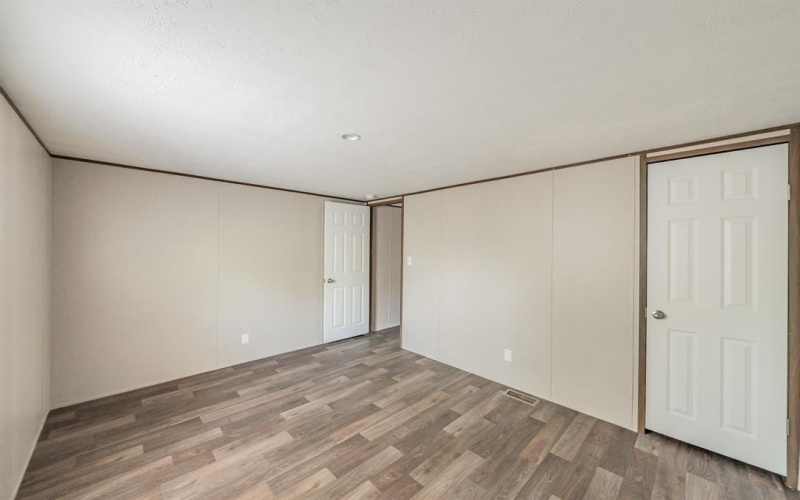 12 Meadow Pond Court, Bridgeport, TX 76426, 3 Habitaciones Habitaciones , ,2 BañosBaños,Residential,En Venta,12 Meadow Pond Court,20955126