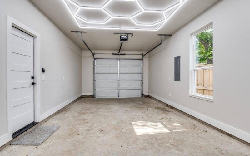 2108 Marshall Street, Greenville, TX 75401, 3 Bedrooms Bedrooms, ,2 BathroomsBathrooms,Residential Lease,For Rent,2108 Marshall Street,20962866