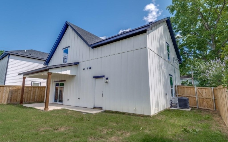 2108 Marshall Street, Greenville, TX 75401, 3 Bedrooms Bedrooms, ,2 BathroomsBathrooms,Residential Lease,For Rent,2108 Marshall Street,20962866