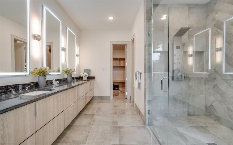 3732 Valley Ridge Road, Dallas, TX 75220, 5 Bedrooms Bedrooms, ,5 BathroomsBathrooms,Residential Lease,For Rent,3732 Valley Ridge Road,20963103
