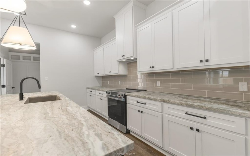4002 Etonbury Avenue, College Station, TX 77845, 4 Bedrooms Bedrooms, ,3 BathroomsBathrooms,Residential,For Sale,4002 Etonbury Avenue,25002463