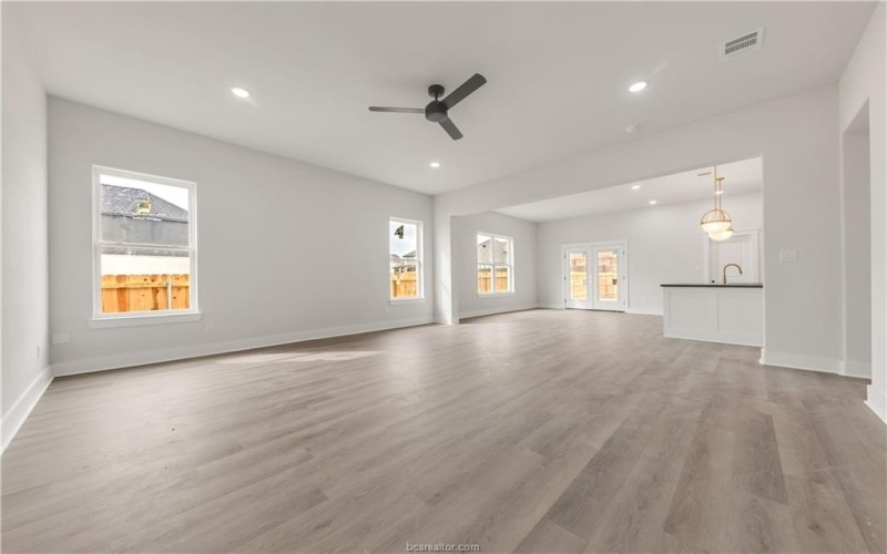 4004 Etonbury Avenue, College Station, TX 77845, 3 Habitaciones Habitaciones , ,2 BañosBaños,Residential,En Venta,4004 Etonbury Avenue,25003109