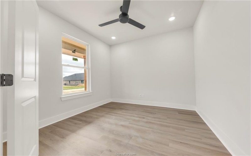 4004 Etonbury Avenue, College Station, TX 77845, 3 Habitaciones Habitaciones , ,2 BañosBaños,Residential,En Venta,4004 Etonbury Avenue,25003109