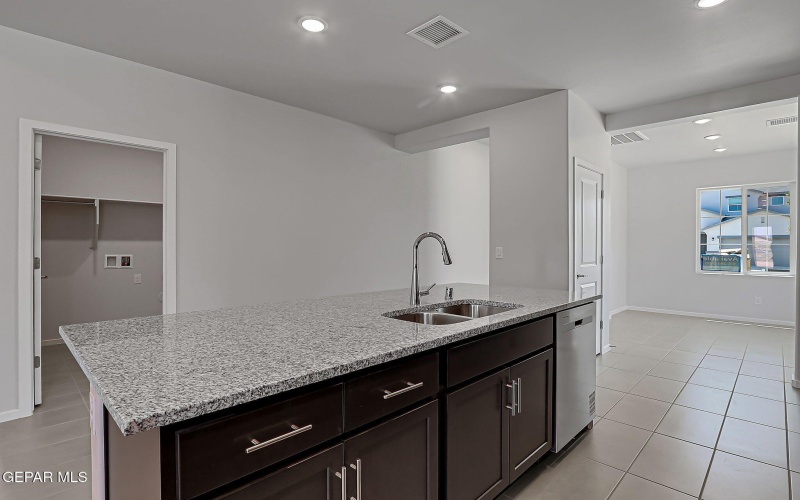 1232 Indigo Sky Street, El Paso, TX 79928, 3 Habitaciones Habitaciones , ,2 BañosBaños,Residential,En Venta,1232 Indigo Sky Street,924200