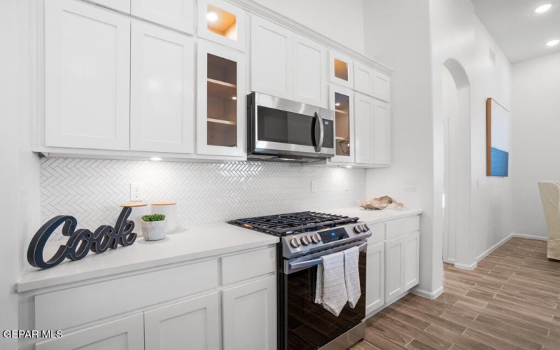 13921 Summer Wave Avenue, El Paso, TX 79928, 3 Bedrooms Bedrooms, ,2 BathroomsBathrooms,Residential,For Sale,13921 Summer Wave Avenue,924205