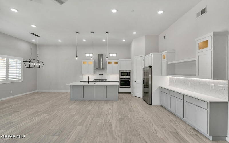 248 EMERALD STORM Place, El Paso, TX 79928, 4 Bedrooms Bedrooms, ,3 BathroomsBathrooms,Residential,For Sale,248 EMERALD STORM Place,924230