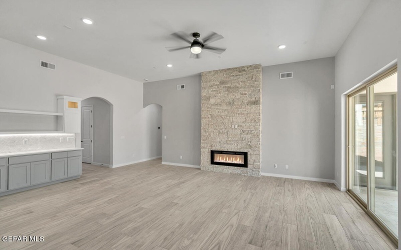 248 EMERALD STORM Place, El Paso, TX 79928, 4 Bedrooms Bedrooms, ,3 BathroomsBathrooms,Residential,For Sale,248 EMERALD STORM Place,924230