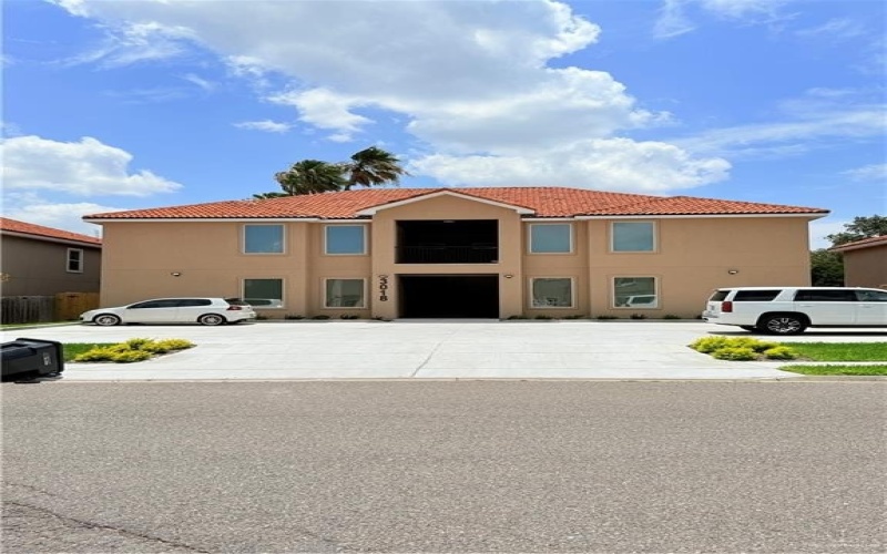3018 S K Center Street #2, McAllen, TX 78503, 3 Bedrooms Bedrooms, ,2 BathroomsBathrooms,Residential Lease,For Rent,3018 S K Center Street,473319