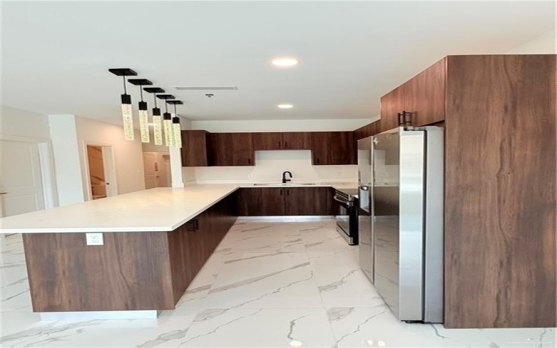 3018 S K Center Street #2, McAllen, TX 78503, 3 Bedrooms Bedrooms, ,2 BathroomsBathrooms,Residential Lease,For Rent,3018 S K Center Street,473319