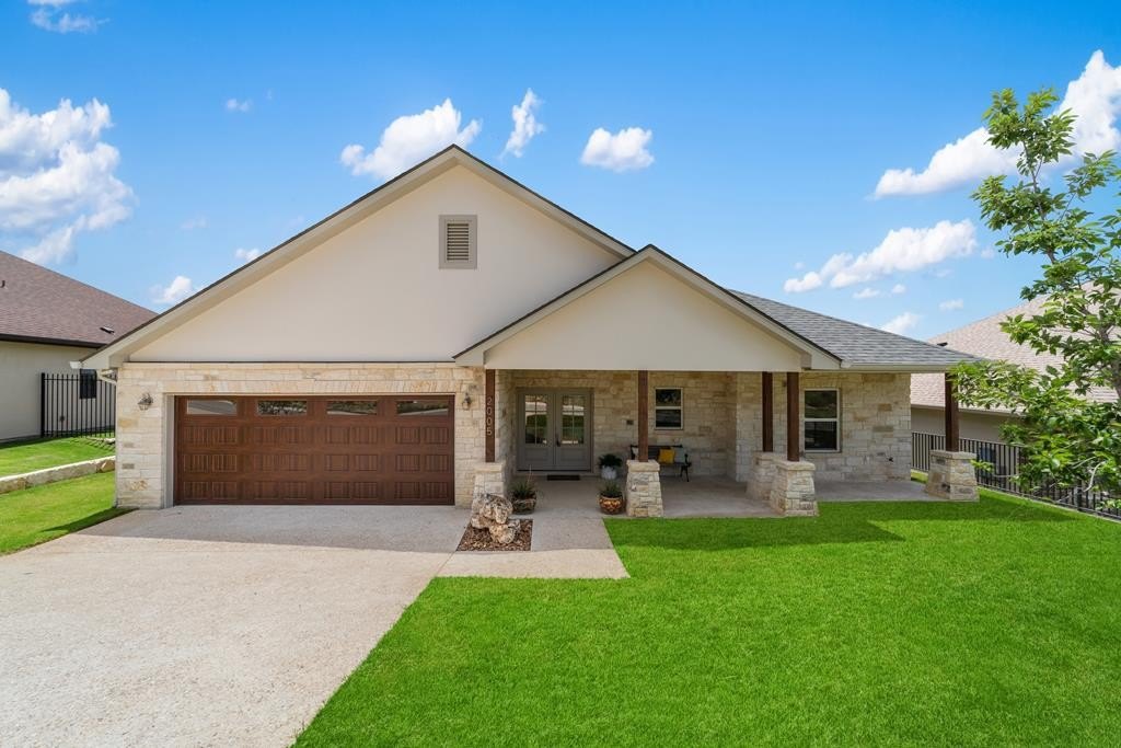 2005 Valencia Dr, Kerrville, TX 78028, 4 Habitaciones Habitaciones , ,2 BañosBaños,Residential,En Venta,2005 Valencia Dr,119494