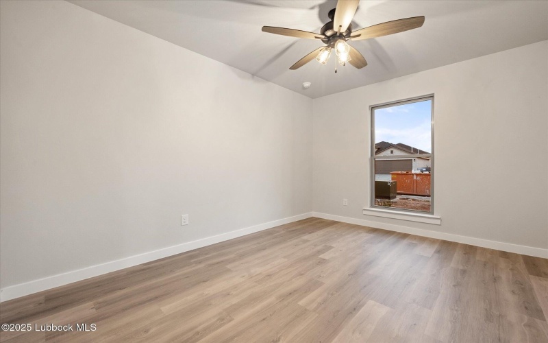10703 Beaufort Avenue, Lubbock, TX 79424, 4 Habitaciones Habitaciones , ,3 BañosBaños,Residential,En Venta,10703 Beaufort Avenue,202555990