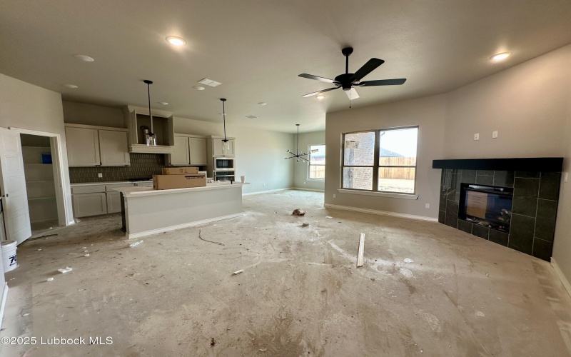 2811 133rd Street, Lubbock, TX 79423, 4 Habitaciones Habitaciones , ,3 BañosBaños,Residential,En Venta,2811 133rd Street,202555999
