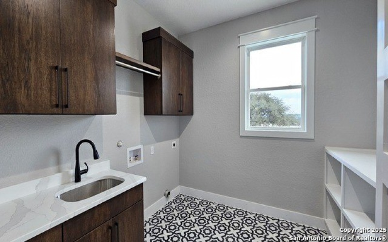 1501 Tramonto, New Braunfels, TX 78132, 4 Habitaciones Habitaciones , ,3 BañosBaños,Residential,En Venta,1501 Tramonto,1846978
