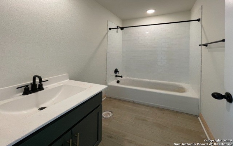 145 Beveridge, Seguin, TX 78155, 4 Habitaciones Habitaciones , ,2 BañosBaños,Residential,En Venta,145 Beveridge,1874021