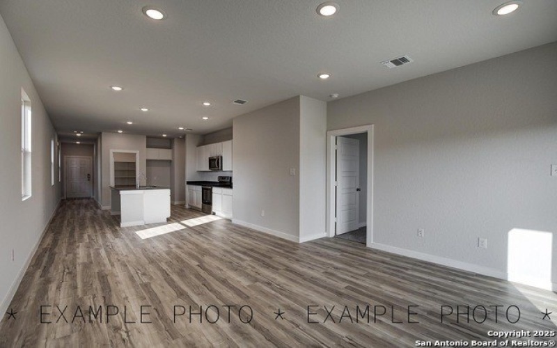 5615 Frederick Bluff, Von Ormy, TX 78073, 3 Bedrooms Bedrooms, ,2 BathroomsBathrooms,Residential,For Sale,5615 Frederick Bluff,1874158