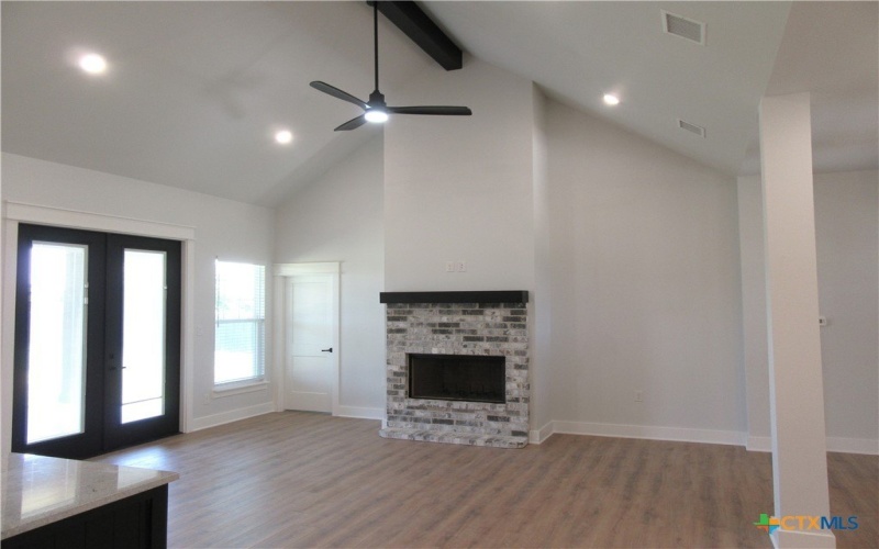 5244 Camargue Drive, Belton, TX 76513, 4 Bedrooms Bedrooms, ,3 BathroomsBathrooms,Residential,For Sale,5244 Camargue Drive,581121