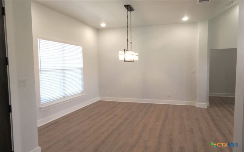 5244 Camargue Drive, Belton, TX 76513, 4 Bedrooms Bedrooms, ,3 BathroomsBathrooms,Residential,For Sale,5244 Camargue Drive,581121