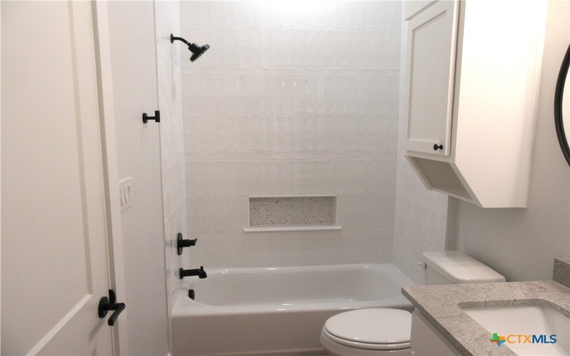 5244 Camargue Drive, Belton, TX 76513, 4 Bedrooms Bedrooms, ,3 BathroomsBathrooms,Residential,For Sale,5244 Camargue Drive,581121