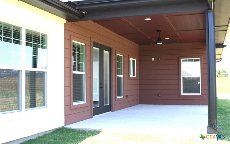 5244 Camargue Drive, Belton, TX 76513, 4 Bedrooms Bedrooms, ,3 BathroomsBathrooms,Residential,For Sale,5244 Camargue Drive,581121