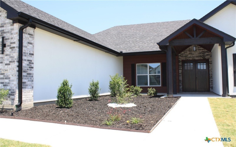 5244 Camargue Drive, Belton, TX 76513, 4 Bedrooms Bedrooms, ,3 BathroomsBathrooms,Residential,For Sale,5244 Camargue Drive,581121
