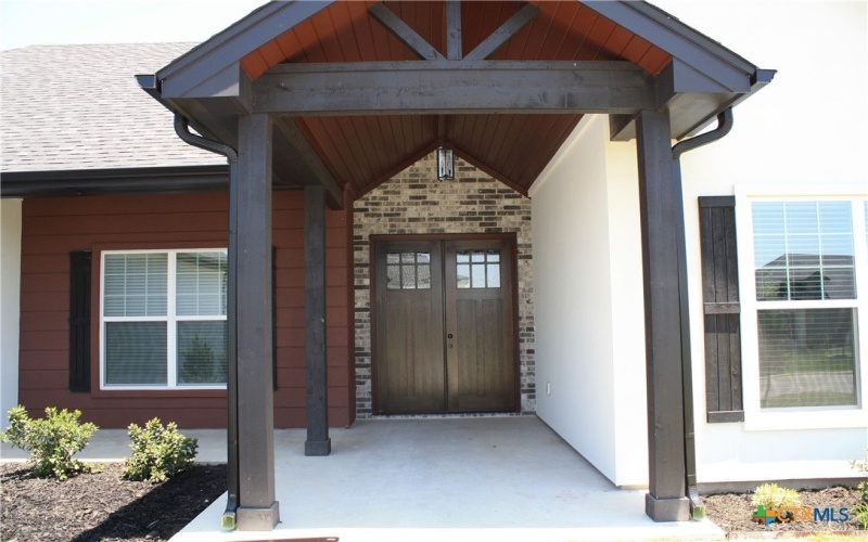 5244 Camargue Drive, Belton, TX 76513, 4 Bedrooms Bedrooms, ,3 BathroomsBathrooms,Residential,For Sale,5244 Camargue Drive,581121