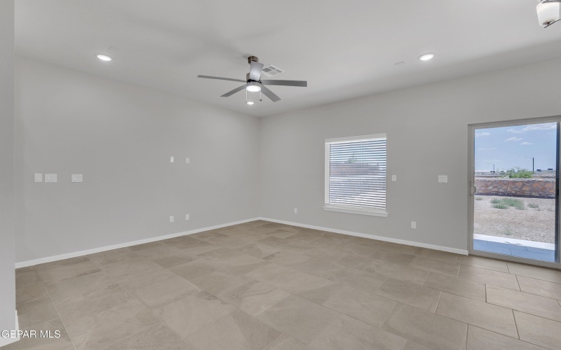 12184 Bahjat Drive, El Paso, TX 79934, 3 Bedrooms Bedrooms, ,2 BathroomsBathrooms,Residential,For Sale,12184 Bahjat Drive,924251