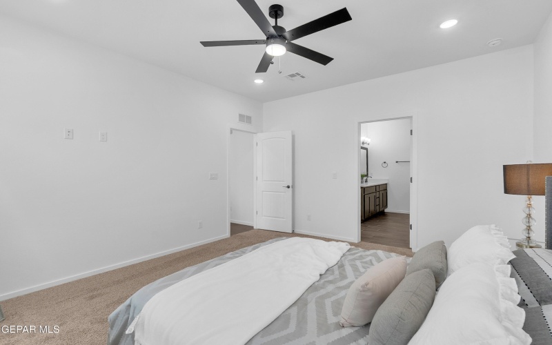 13868 Carolina Ponce Avenue, Horizon City, TX 79928, 4 Bedrooms Bedrooms, ,2 BathroomsBathrooms,Residential,For Sale,13868 Carolina Ponce Avenue,924255