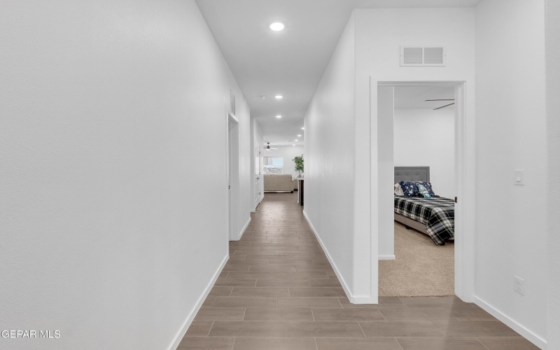 13868 Carolina Ponce Avenue, Horizon City, TX 79928, 4 Bedrooms Bedrooms, ,2 BathroomsBathrooms,Residential,For Sale,13868 Carolina Ponce Avenue,924255