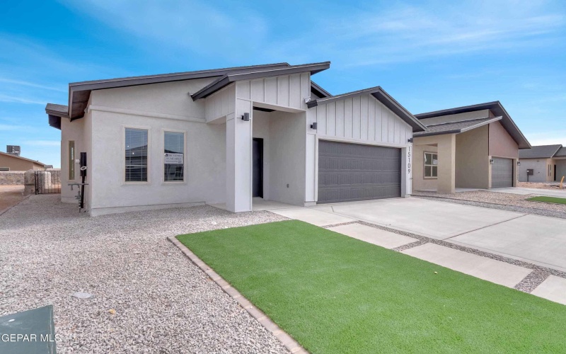 1445 Summer Storm Place, El Paso, TX 79928, 4 Bedrooms Bedrooms, ,2 BathroomsBathrooms,Residential,For Sale,1445 Summer Storm Place,924266